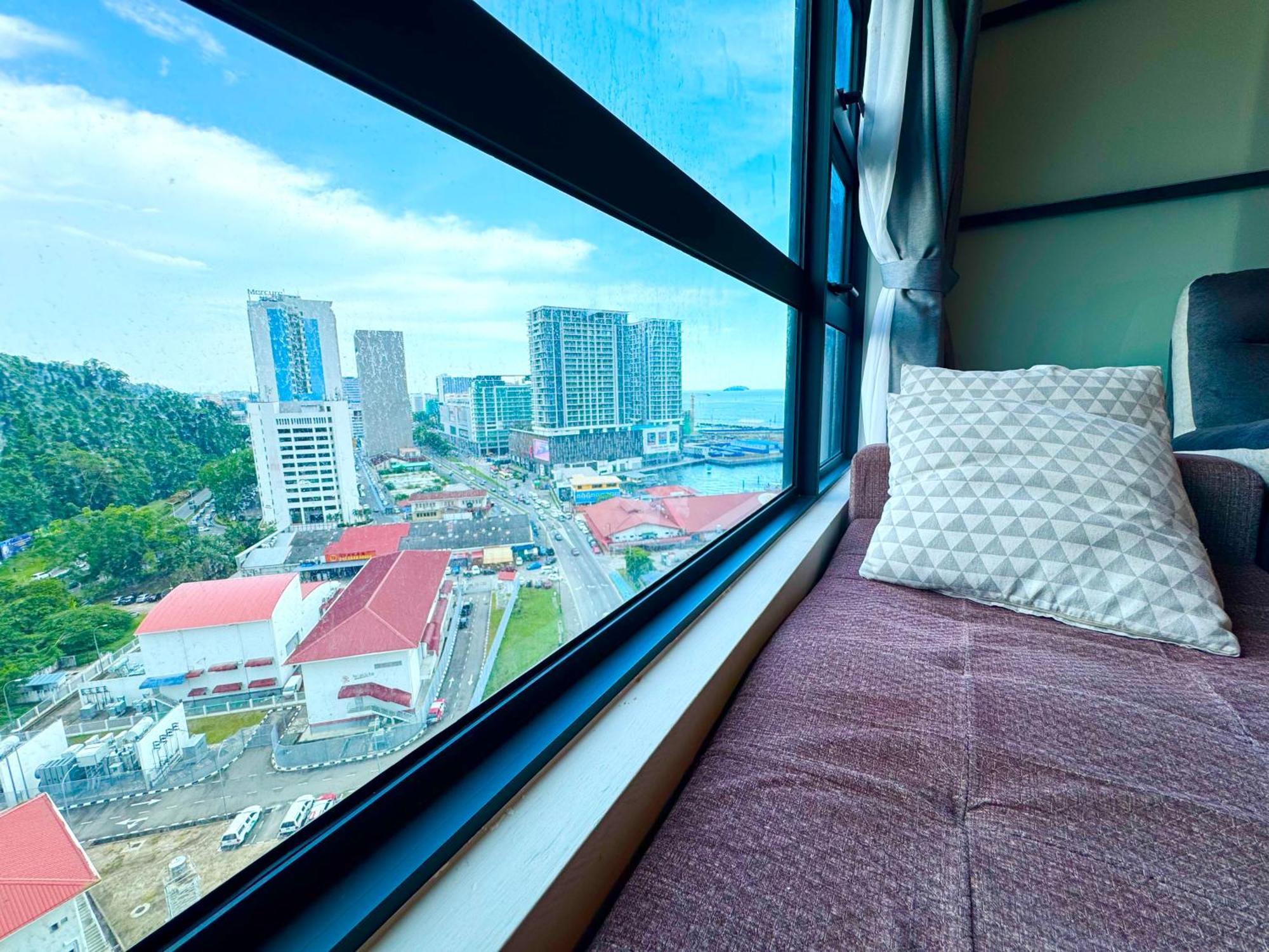 Sunset Seaview Vacation Condos @ Jesselton Quay Kota Kinabalu Buitenkant foto
